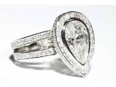 1094767 Split Shank Pave Bezel Set w/ Halo